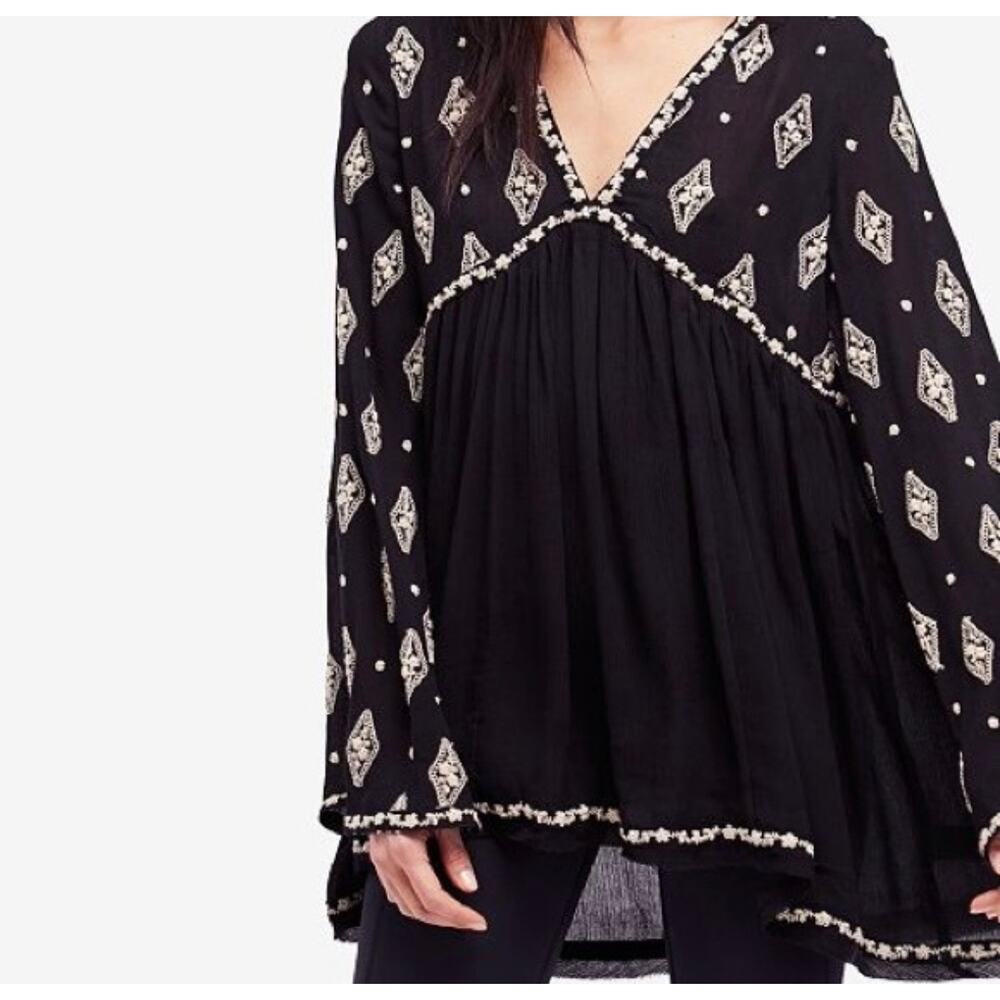 Free People tunic top diamond embroidered bell sleeves v neck women’s XS black